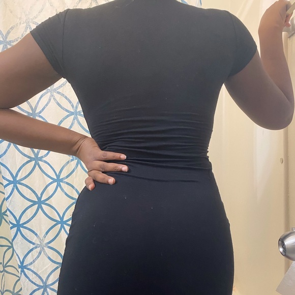 Dress - Picture 4 of 4